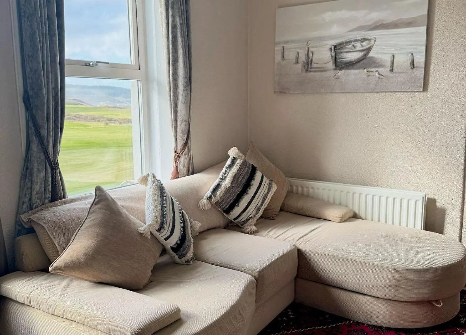The White House Inn - Whitby